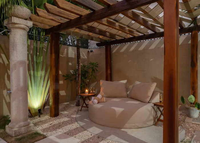 Stunning For 10-cabana-private Pool-parking *
